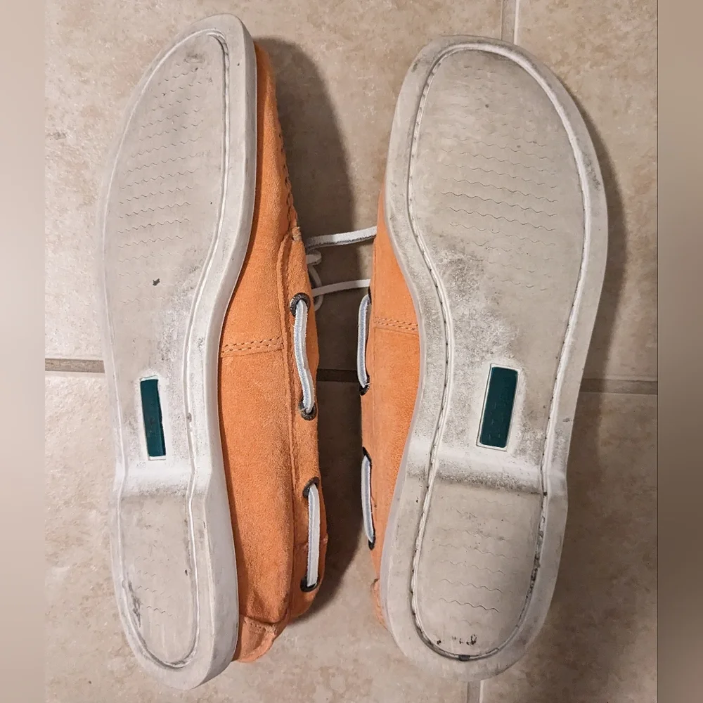 LL Bean Women's suede boat shoes coral peach - Picture 2 of 2